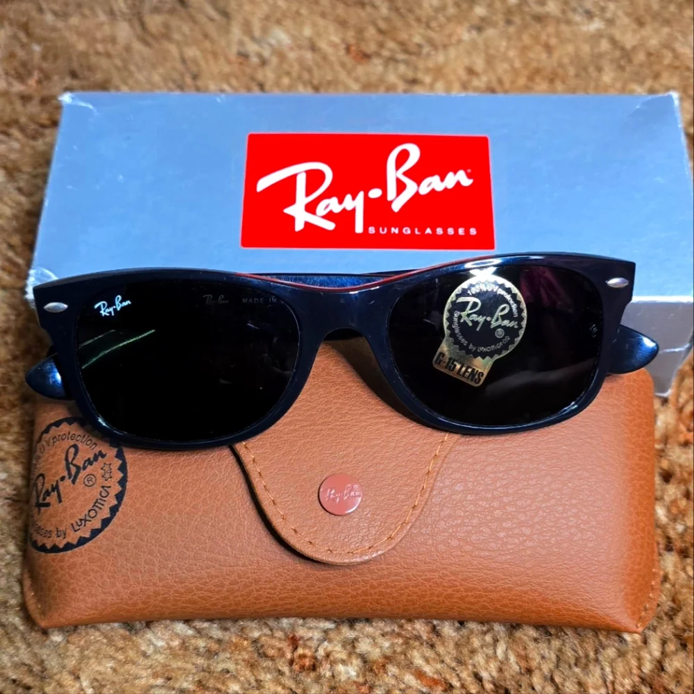 Sunglasses - Picture 1 of 1